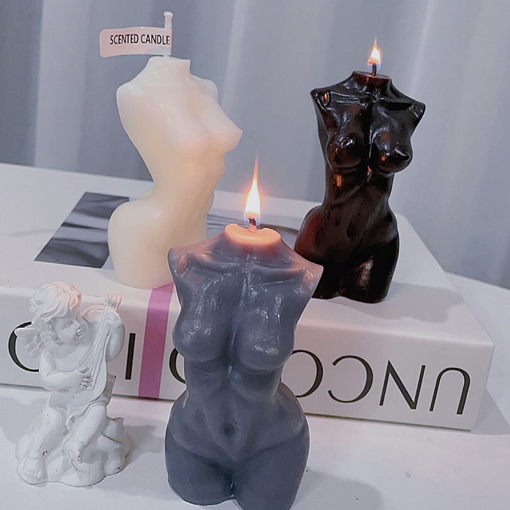 Candle Souvenir - Świeca zapachowa w kształcie kobiecego torsu