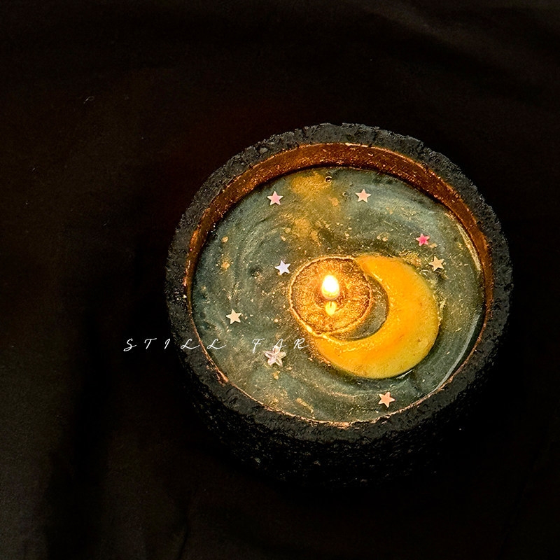 Świeca zapachowa Melting Moon, – Candle Souvenir recenzja i cena