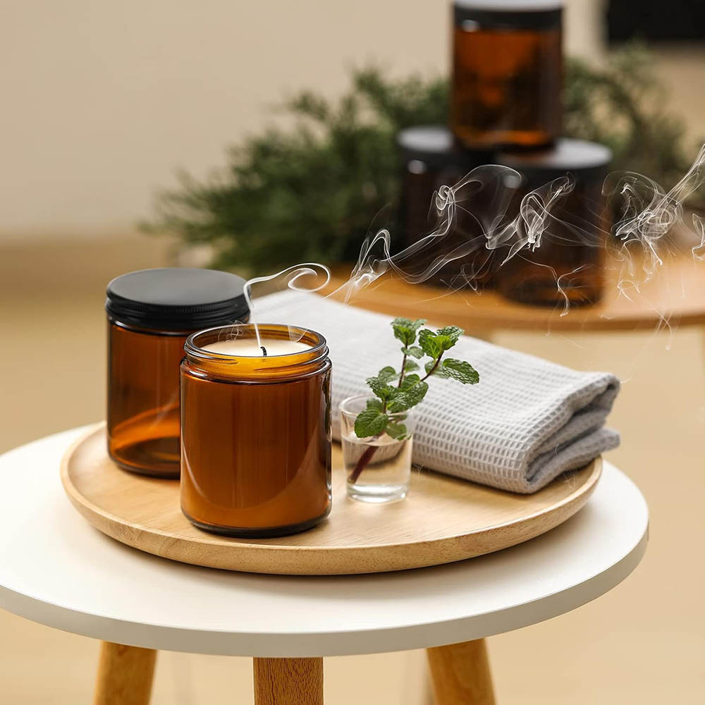 Słoiki z brązowego szkła o poj – Black Tin Candle recenzja i cena