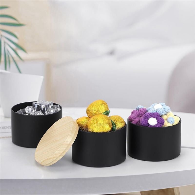 24 sztuki czarnych puszek na ś – Black Tin Candle recenzja i cena